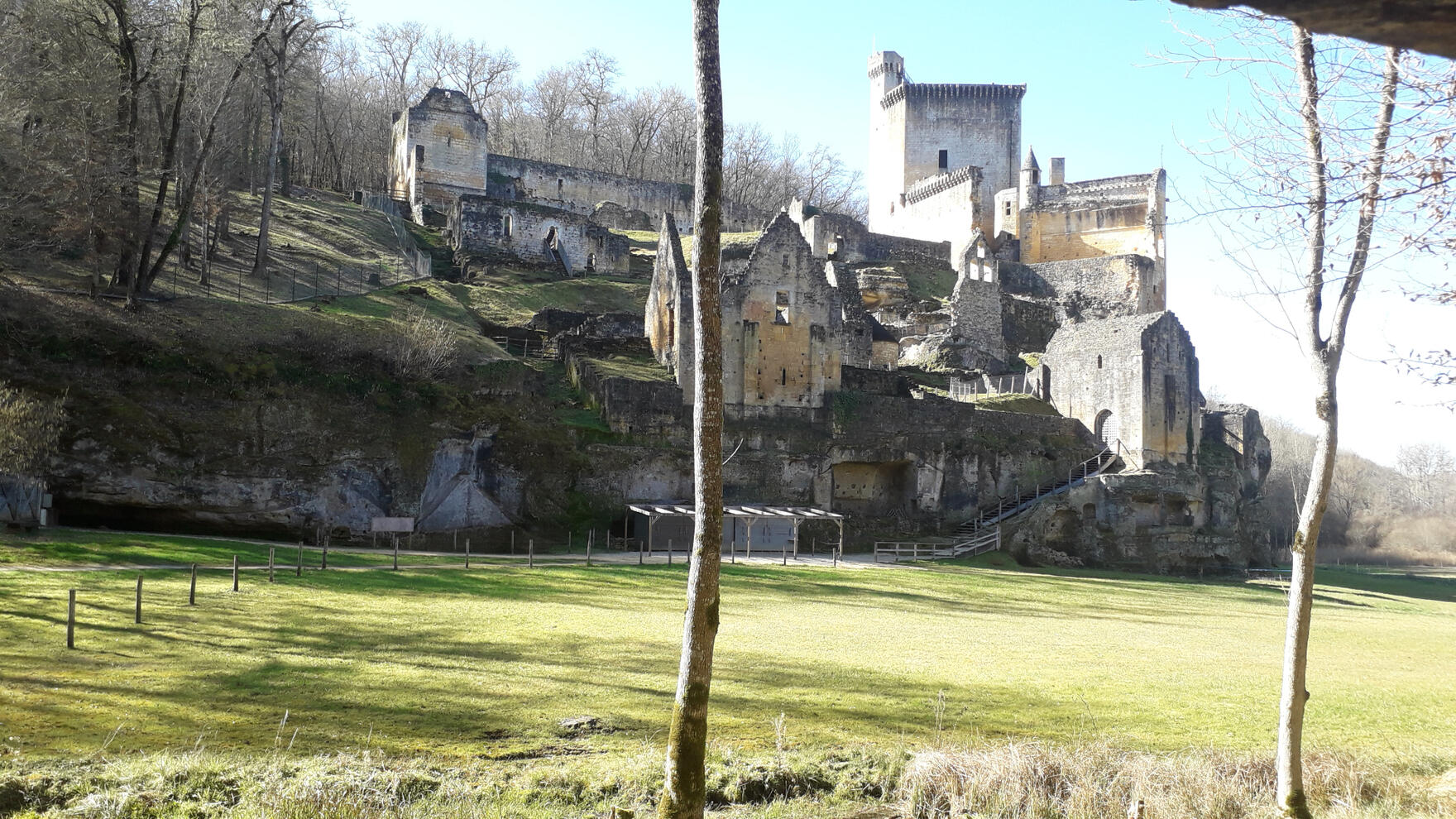 Chateau de Commarque